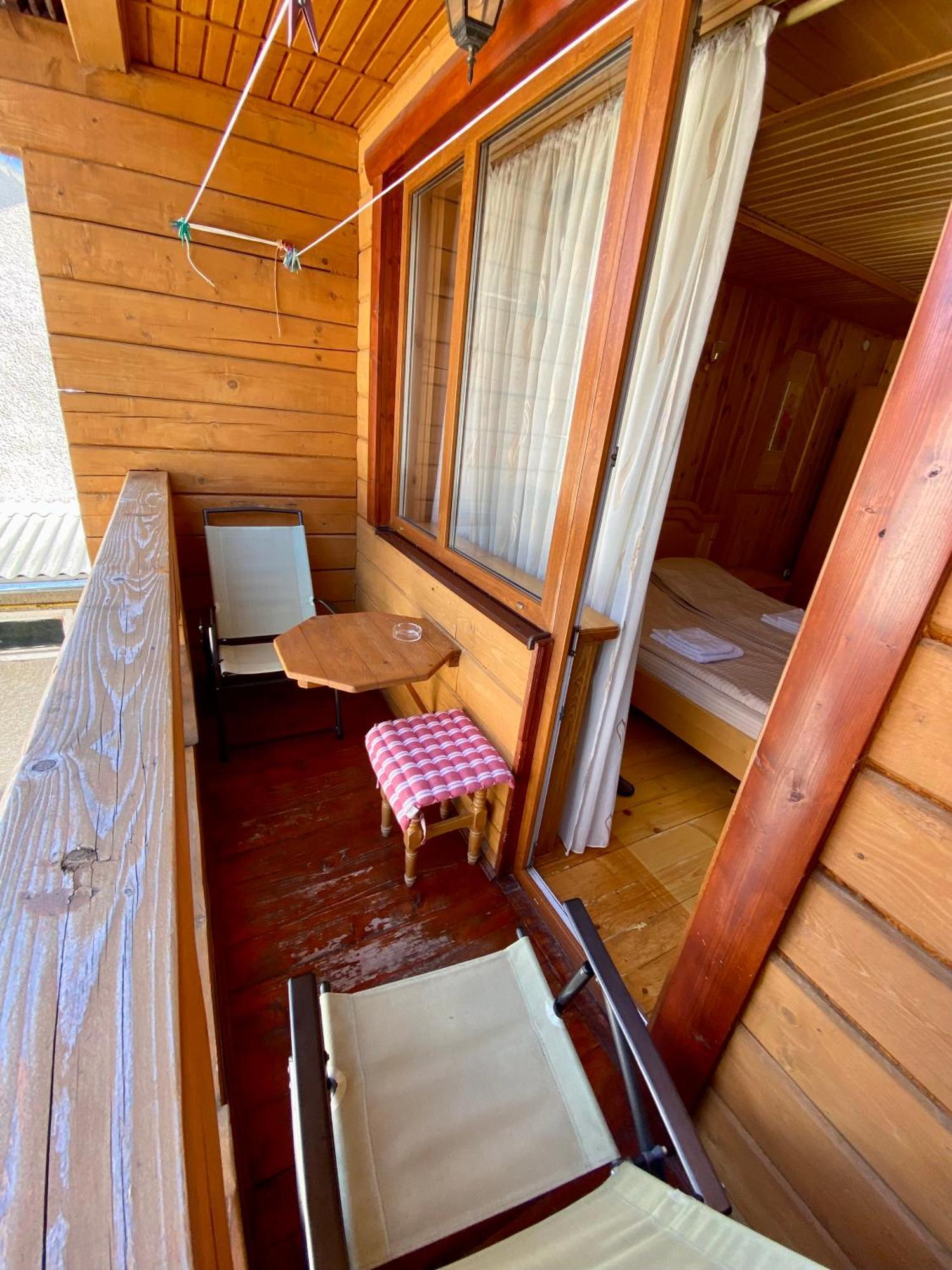 Zyma_Lito Guest House Яремча Экстерьер фото