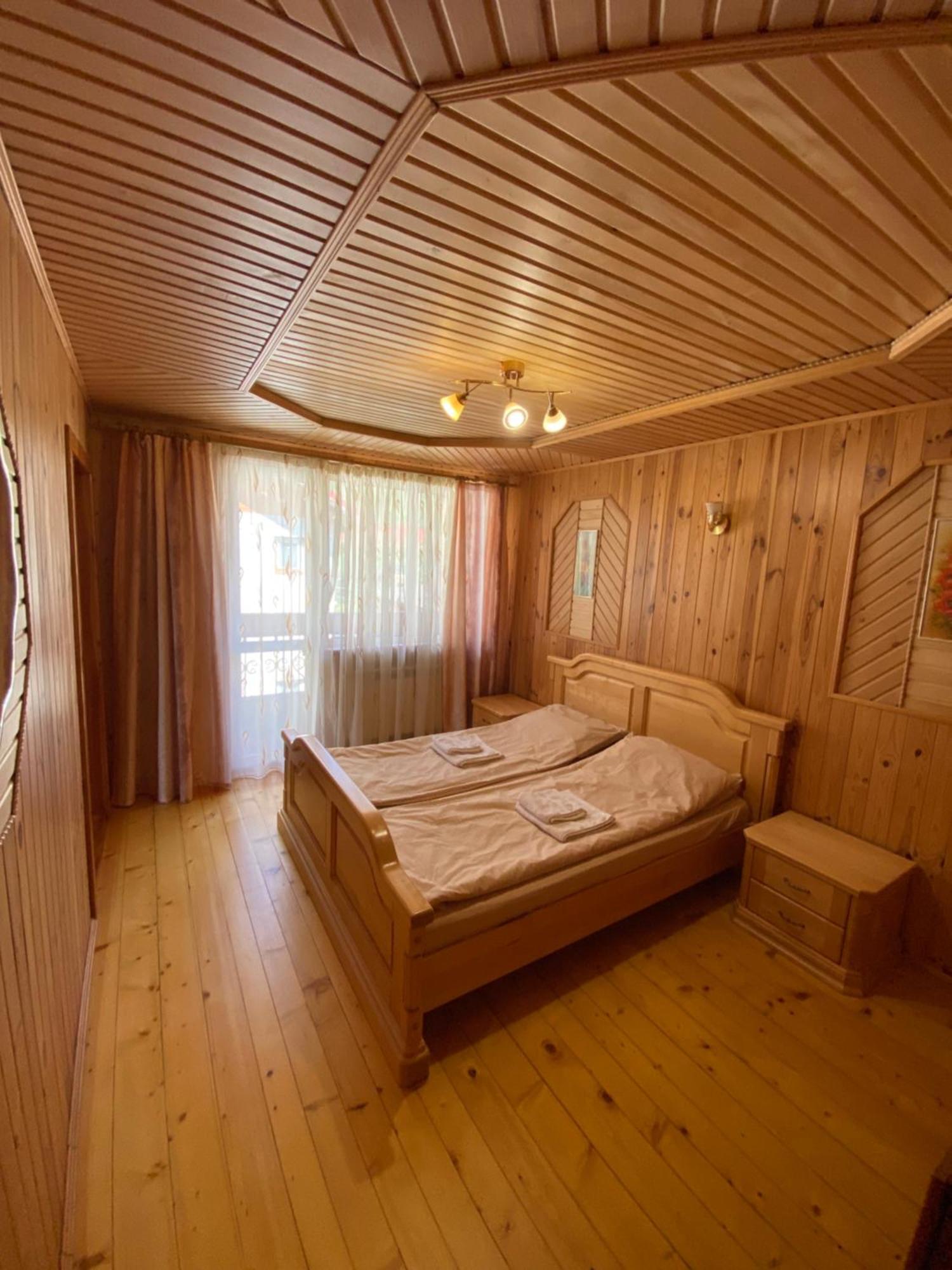 Zyma_Lito Guest House Яремча Экстерьер фото